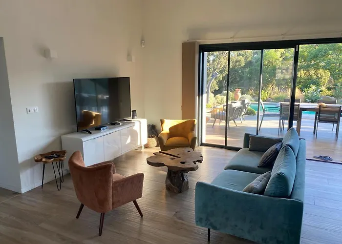 Isula By Intendance Excellency Villa