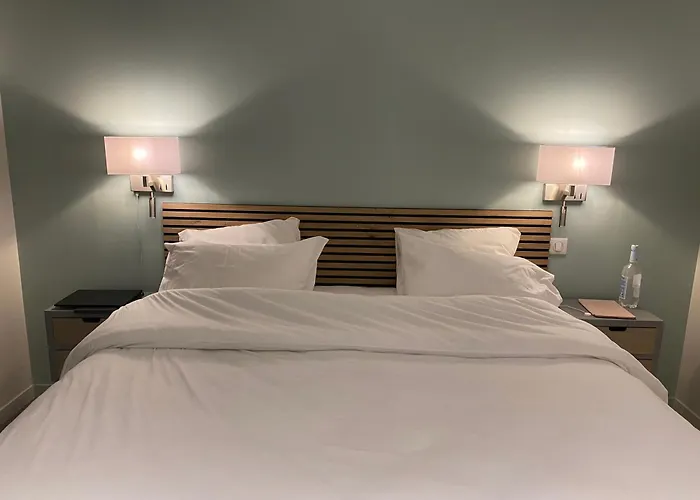 Isula By Intendance Excellency *